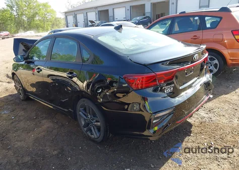 2021 Kia Forte Gt-Line z USA, uszkodzony, nr VIN 3KPF34AD4ME307615